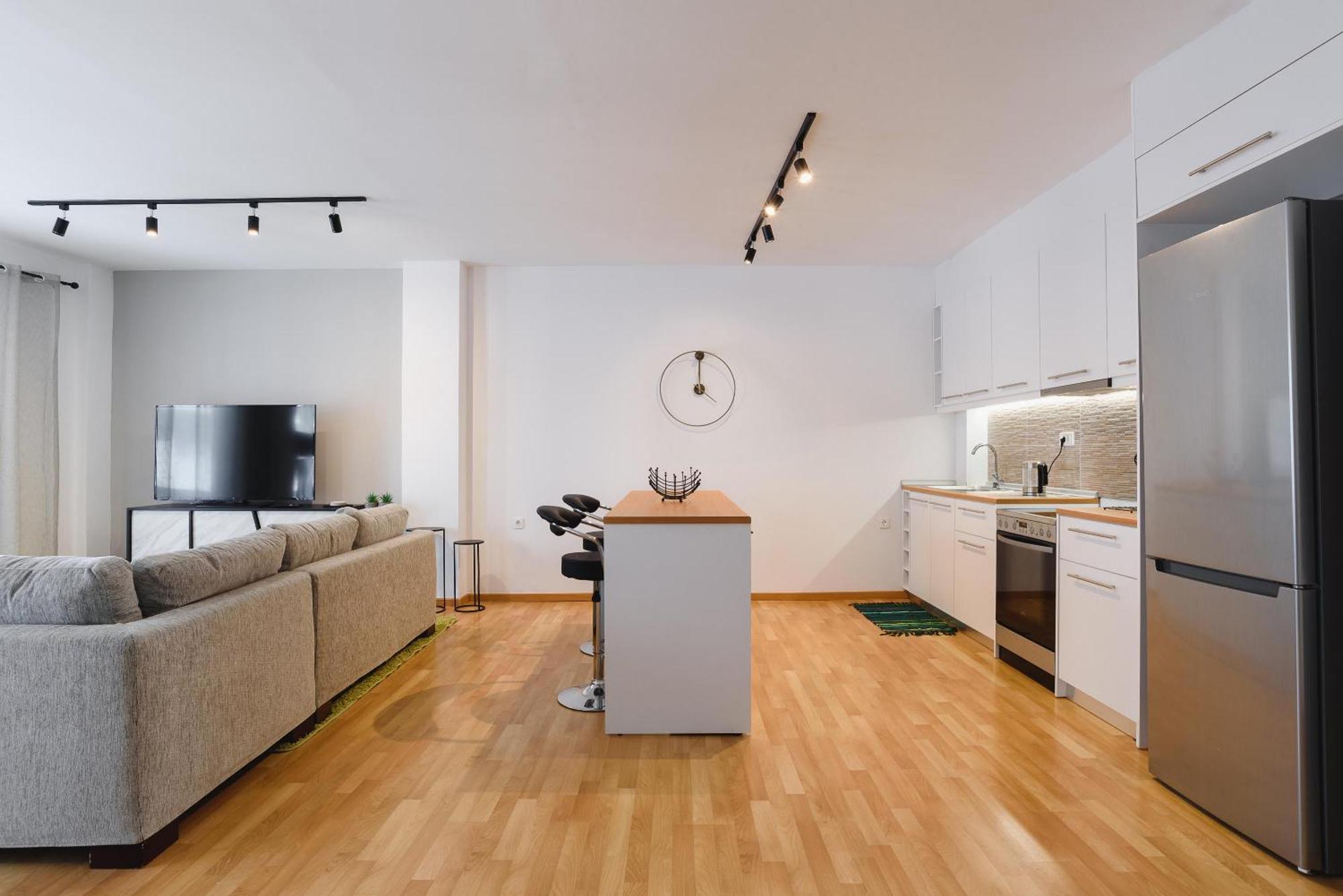 Mandraki City Center Apartments Родос Экстерьер фото