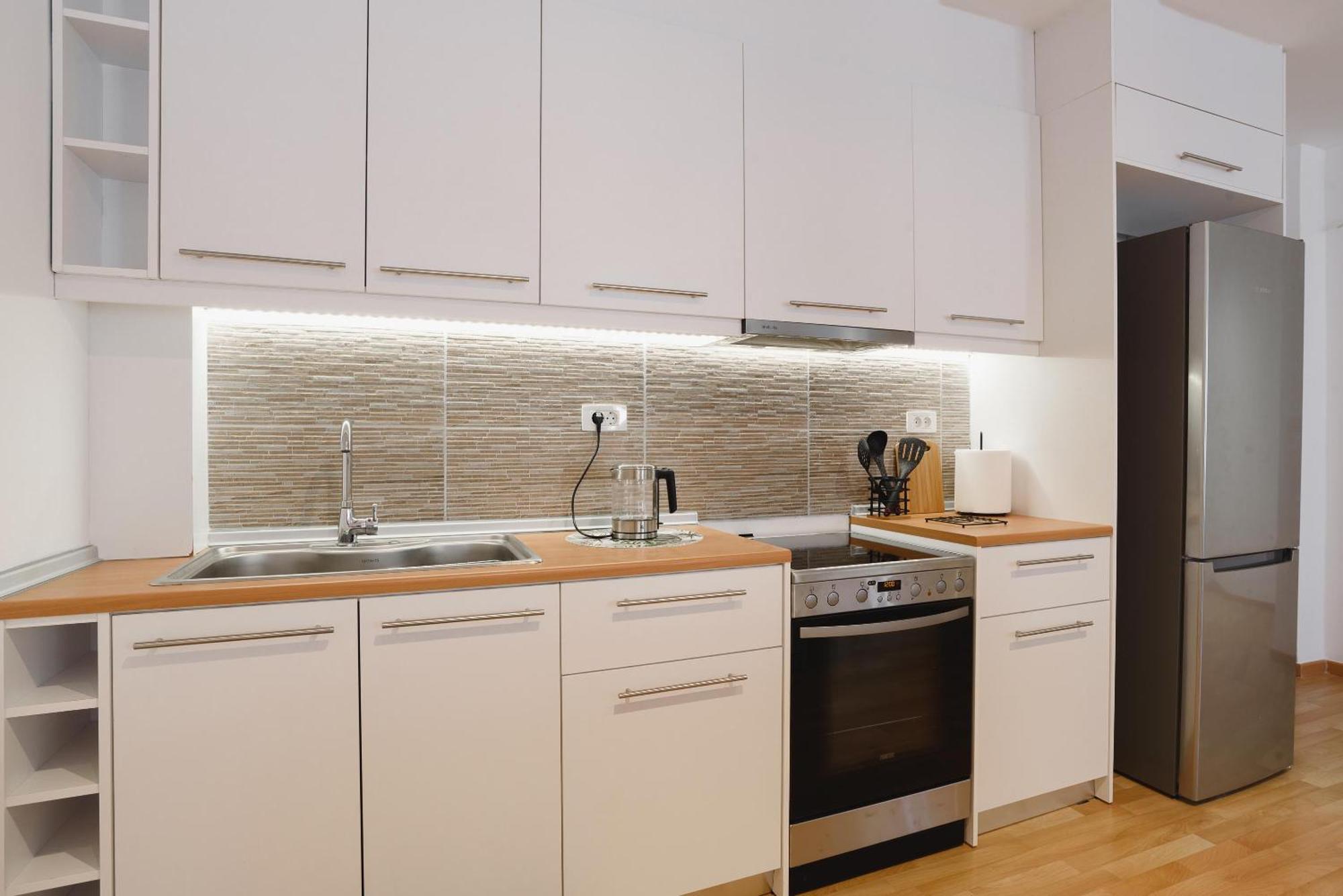 Mandraki City Center Apartments Родос Экстерьер фото